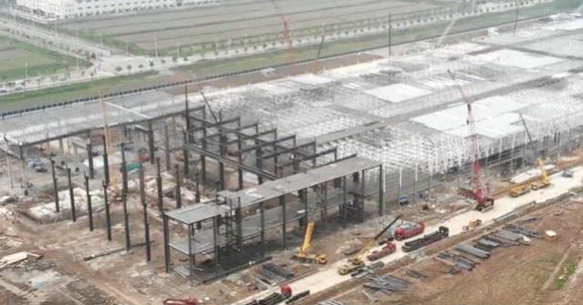 特斯拉上海超級(jí)工廠建設(shè)加速 最快9月初試生產(chǎn)，引領(lǐng)全球新能源汽車制造新篇章